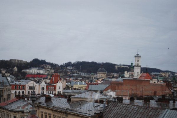 Названа необходимая для восстановления Украины сумма