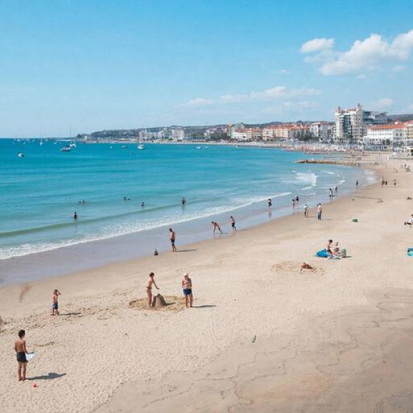 Чёрное море зовет обратно: россияне снова начали планировать отдых в Анапе