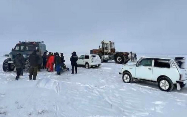 Пропавших мужчин нашли в степи актюбинские спасатели