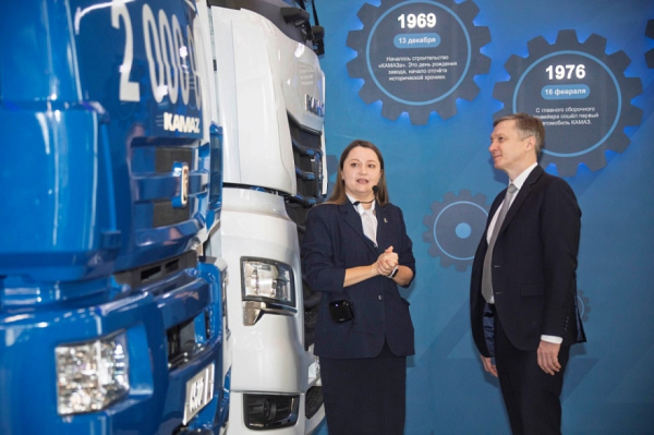 Минпромторг и мусорные операторы оценили новую спецтехнику &laquo;КАМАЗа&raquo;