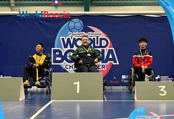 Маулен Ашимбаев поздравил параспортсмена с победой на турнире World Boccia Challenger