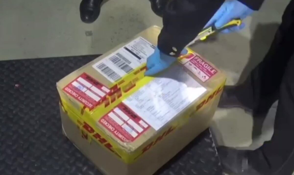 Наркотики обнаружили в посылках из Таиланда