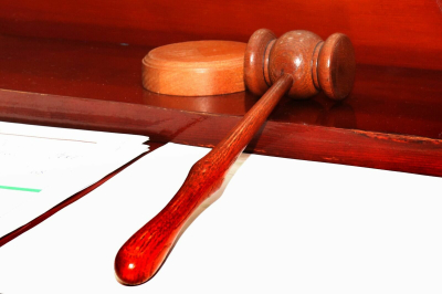 Частного судоисполнителя осудили за присвоение более 370 млн тенге в Алматы