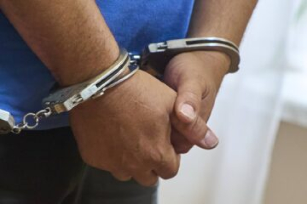 Пожилому педофилу дали 15 лет "строгача" за совращение малолетней крестницы 26/01/2026 &ndash; Новости