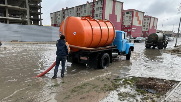 За сутки в Актау выпала месячная норма осадков