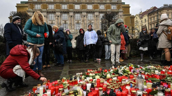 &quot;Весь факультет был залит кровью&quot;. Новые подробности и свидетельства стрельбы в университете Праги