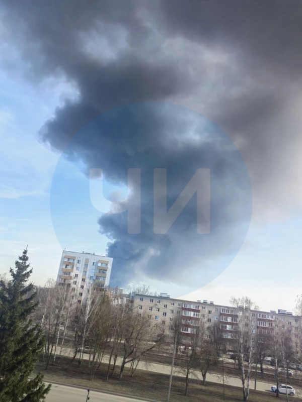 Возбуждено уголовное дело по факту взрыва на заводе в Нижнекамске