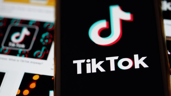 TikTok под угрозой: США требуют продажи приложения или его запрета.