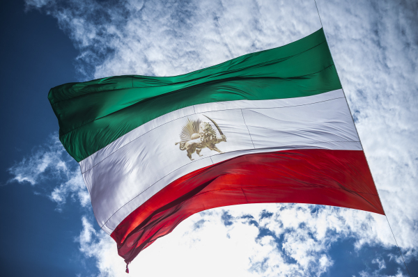 Бывший офицер ЦРУ Карл: Трамп сумасшедший, страдания иранцев его не волнуют