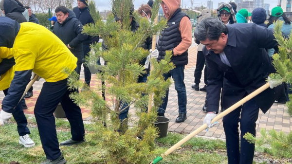 Будущее планеты в руках молодежи: министры встретились со школьниками