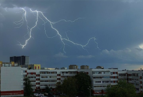 В понедельник в Татарстане ожидаются грозы и порывистый ветер