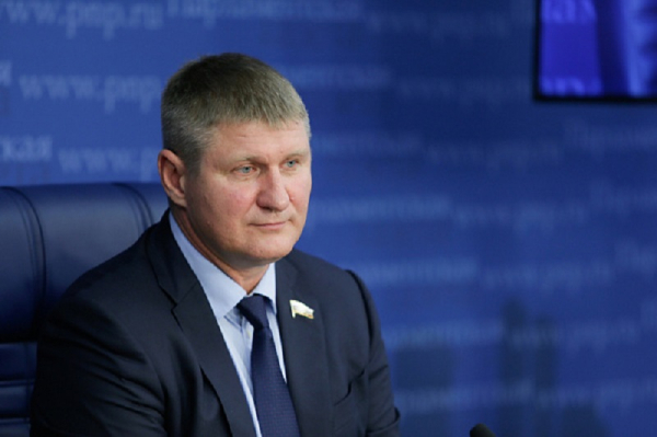 Депутат Шеремет призвал Литву перестать тявкать на Калининград