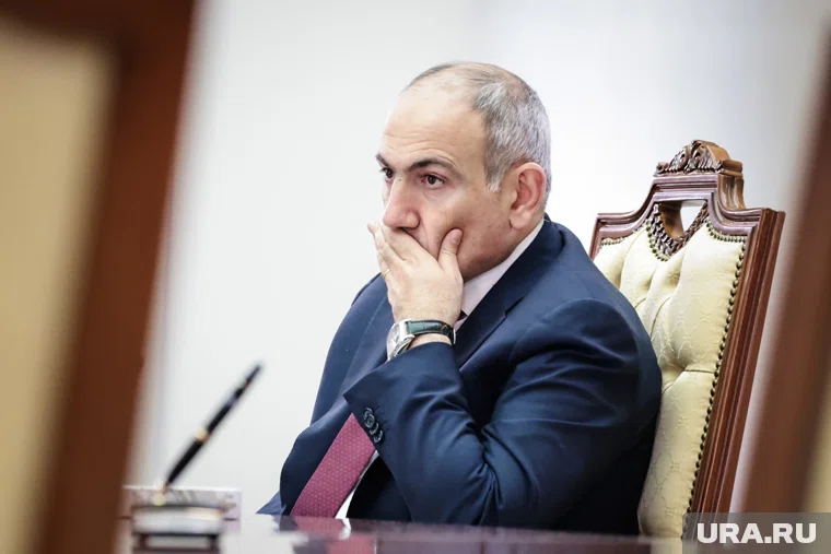 Пашинян замешкался, говоря о разрыве железнодорожной концессии с Россией