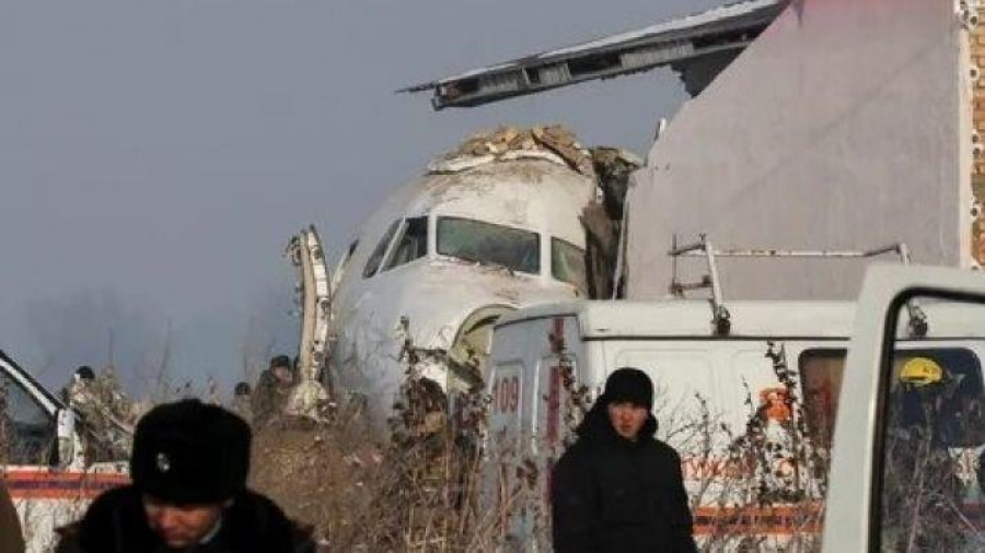 Глава Минтранспорта высказался о судебном процессе по делу о крушении самолета Bek Air