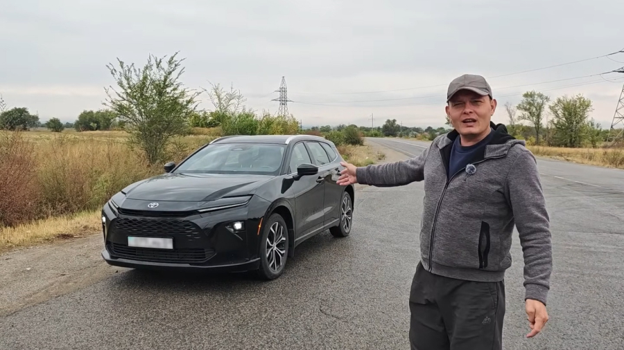Единственная Toyota Crown Signia в Казахстане попала на обзор блогера