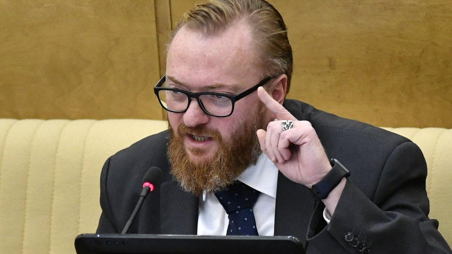 Милонов сравнил подростков-дрейнеров с любителями переодеваться в кошечек
